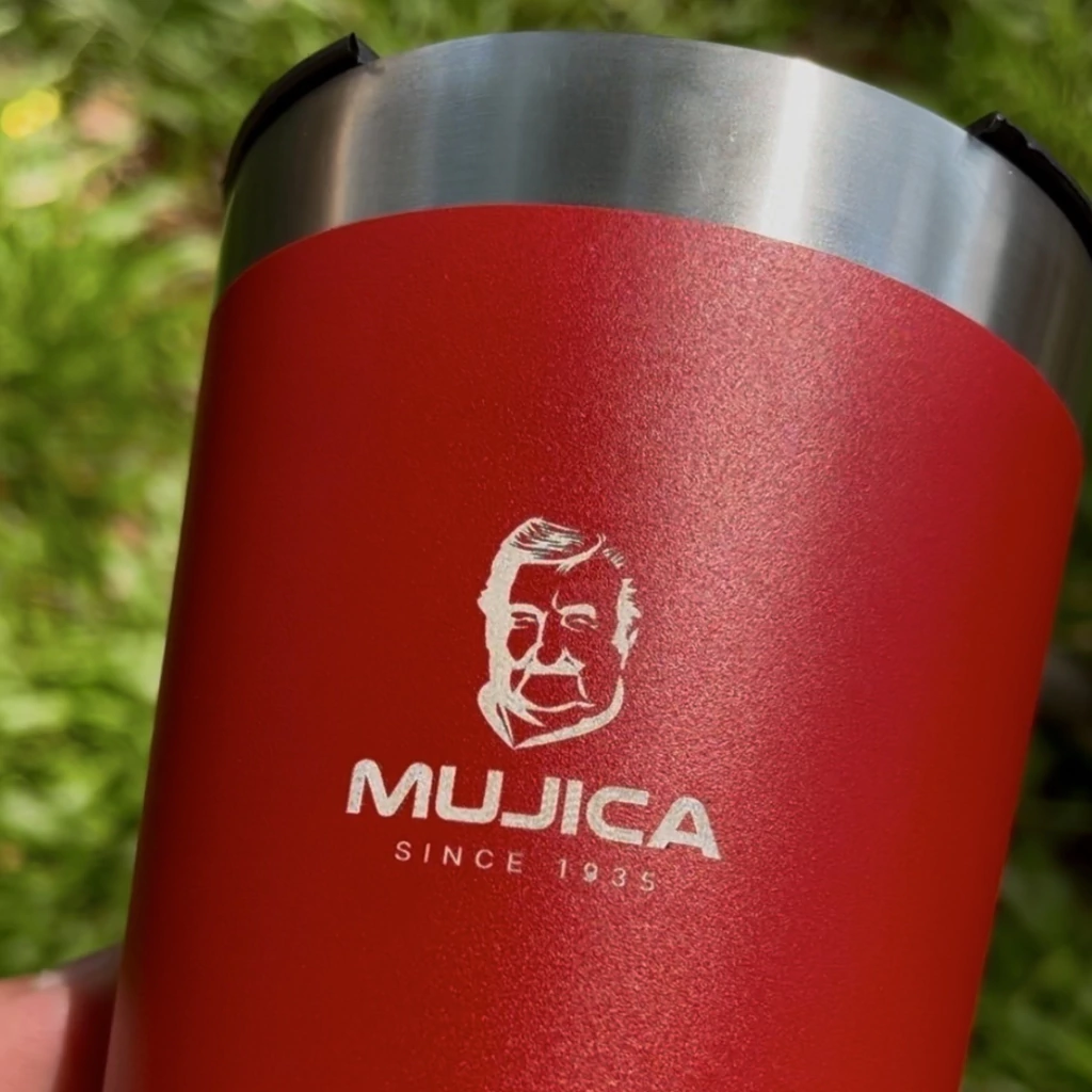 Copo Mujica vermelho - Térmico (470ml)