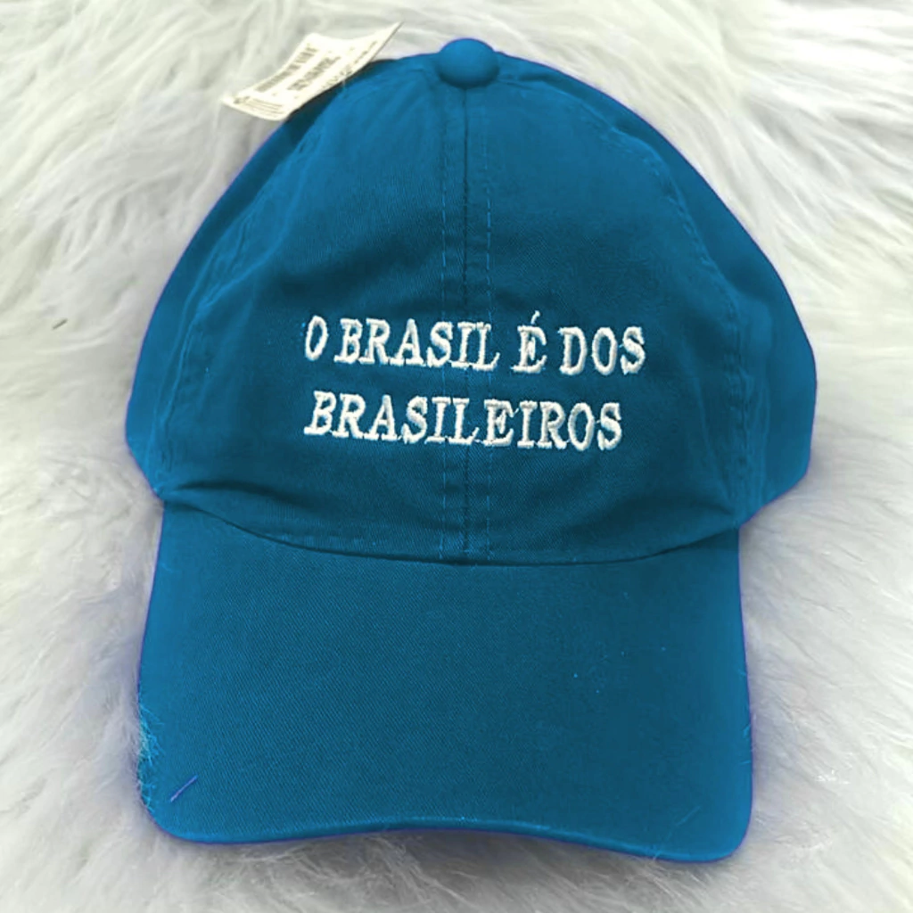 Boné "O Brasil é dos brasileiros" (petróleo)