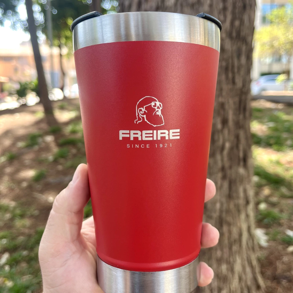 Copo térmico Freire - vermelho (470ml)