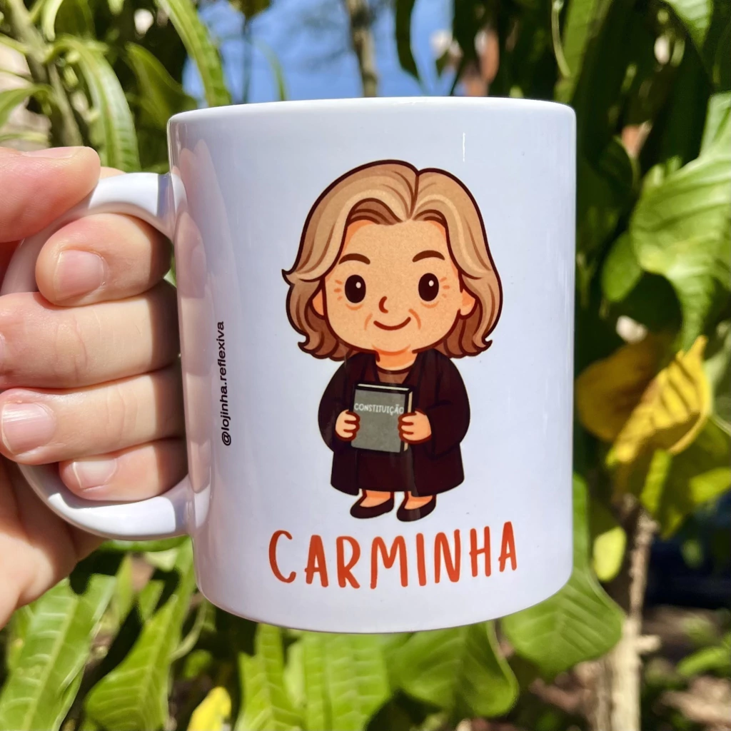 Caneca "Carminha" (330ml)