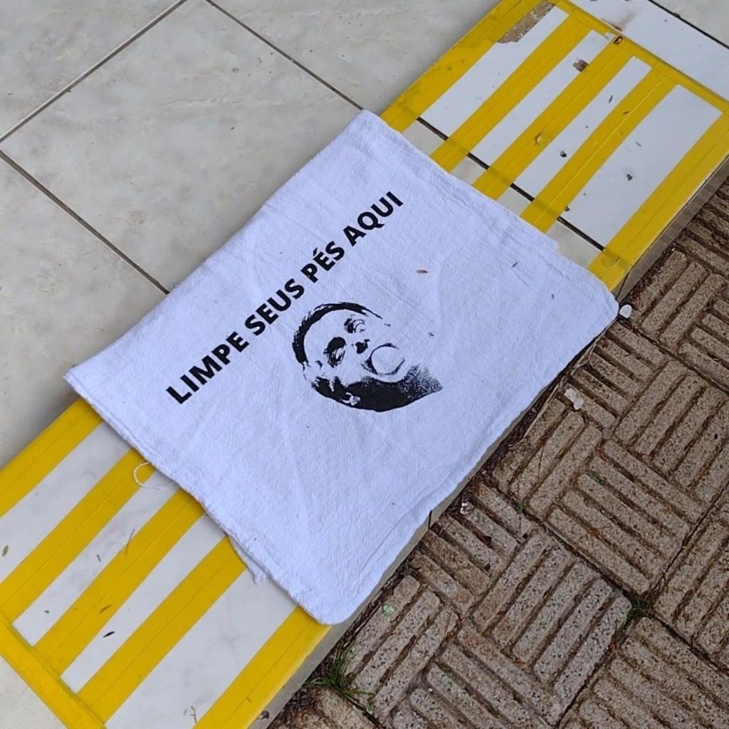Pano de Limpeza - LIMPE SEUS PÉS