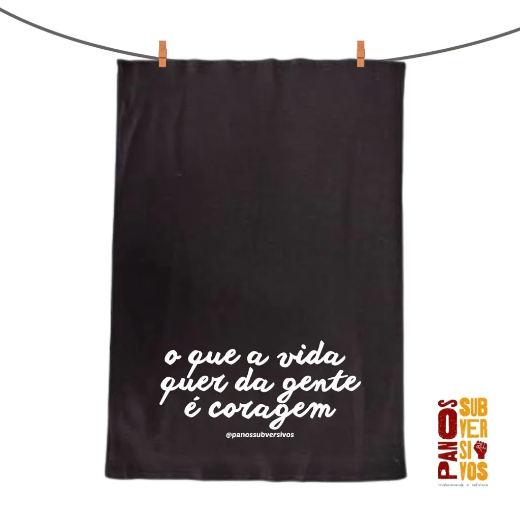 Pano COLORS - O QUE A VIDA QUER É CORAGEM