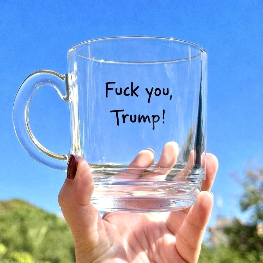 Caneca de chá "Fuck you, Trump!"